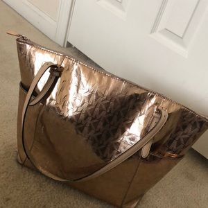 Micahel Kors Rose Gold Metallic Purse